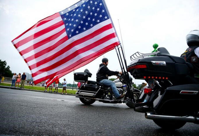 'Rolling Thunder' Sebuah Penghormatan Kepada Veteran Perang