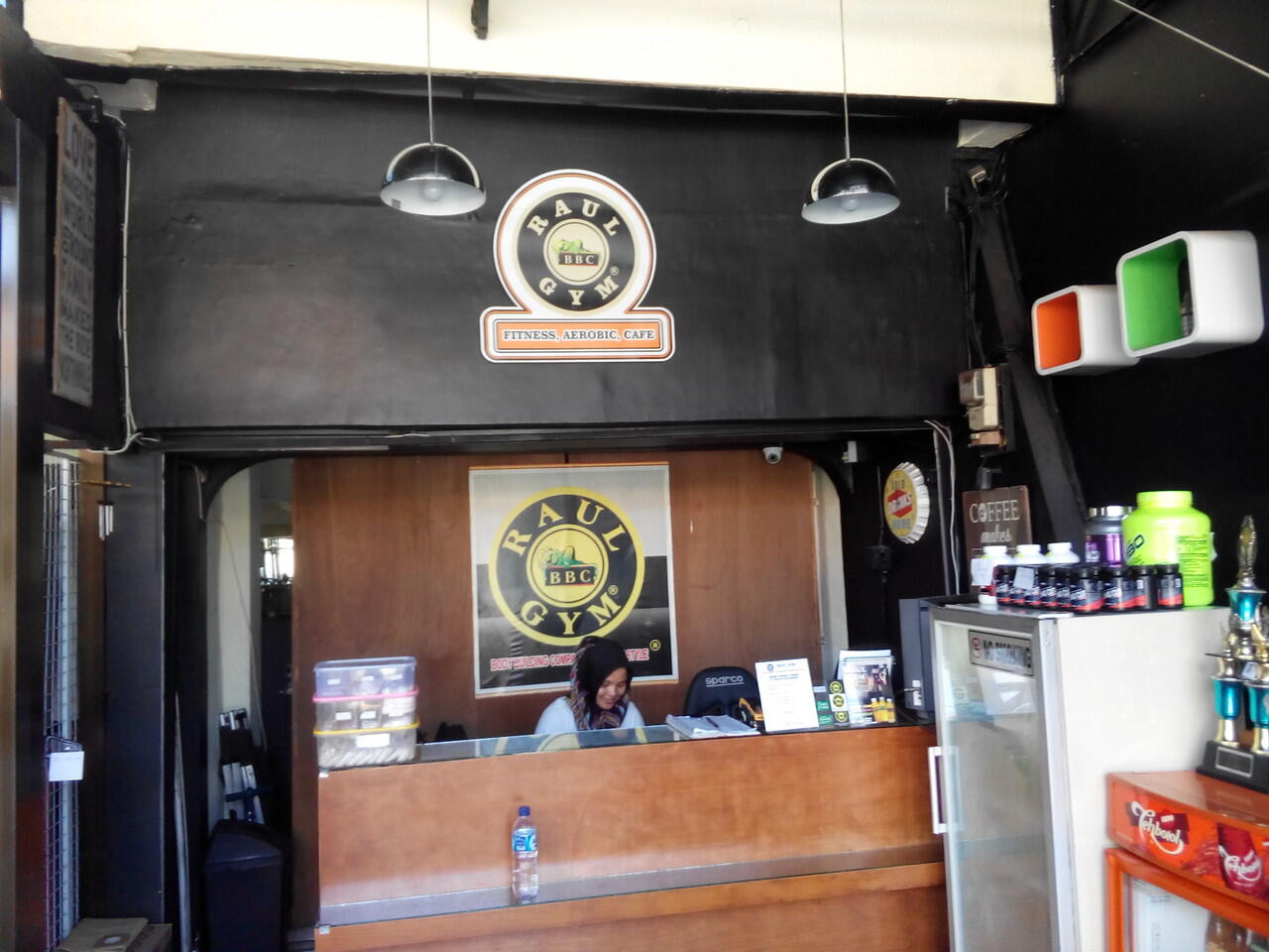 RAUL GYM - Fitness , Aerobic , Cafe &#91; Dukuh Kupang - Surabaya Barat &#93;