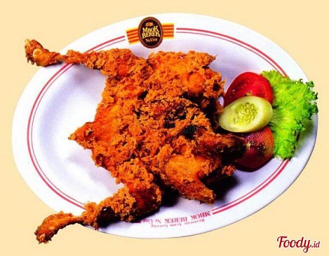 11 Ayam Goreng Maknyus di Jakarta, Cocok Untuk Reverensi Berbuka Puasa.