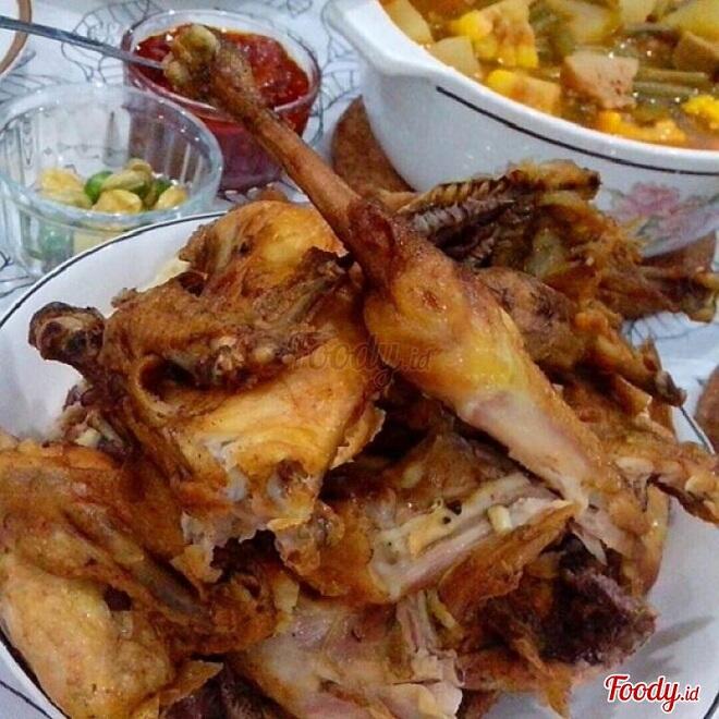 11 Ayam Goreng Maknyus di Jakarta, Cocok Untuk Reverensi Berbuka Puasa.