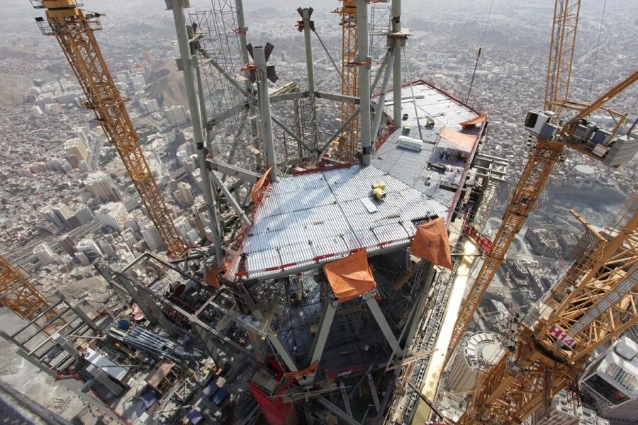 Inilah Menara Jam Terbesar di Dunia