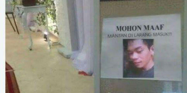 Datang ke Nikahan Mantan, Pria Ini Kaget Fotonya Dipajang