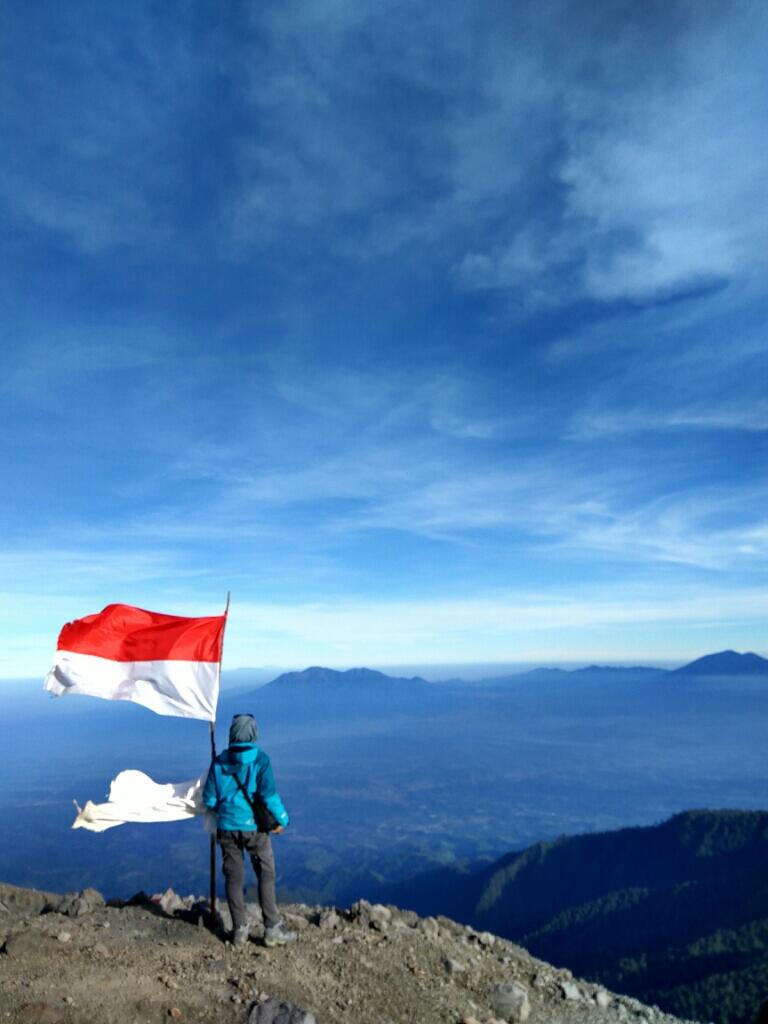 Dua Wanita di Semeru, 19-21 Mei 2017