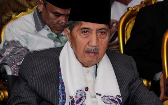 Cerita Ketika Gus Dur dan Gus Mus Ngerjain Calon Kiai Gontor