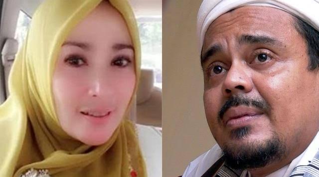 Habib Rizieq Klaim Dekat Dengan Raja Arab, Mudah Perpanjang Visa