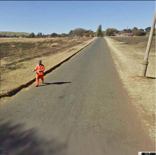 Hal-hal Aneh yang Pernah Ketangkep Google Street View