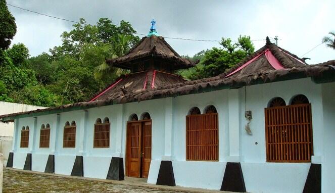 10 Masjid Tertua di Indonesia Warisan Islam dari Masa Lalu