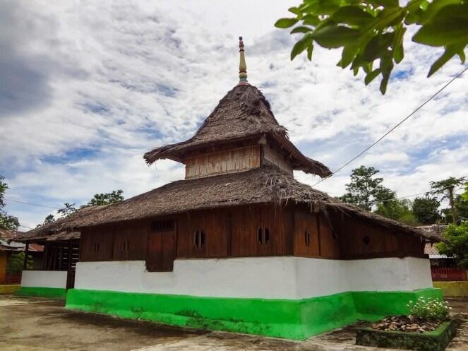 10 Masjid Tertua di Indonesia Warisan Islam dari Masa Lalu