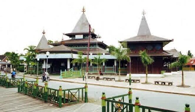 10 Masjid Tertua di Indonesia Warisan Islam dari Masa Lalu