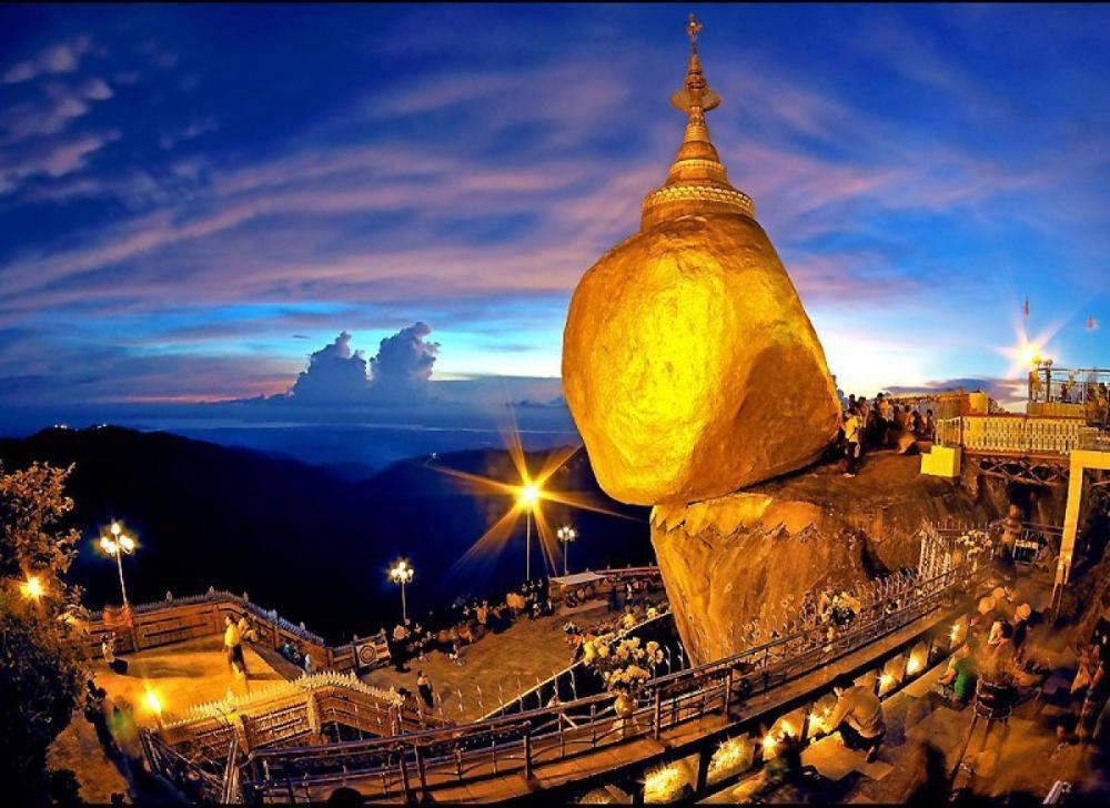 MENYAMBANGI PESONA WISATA RELIGI DI MYANMAR