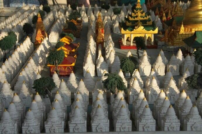 MENYAMBANGI PESONA WISATA RELIGI DI MYANMAR