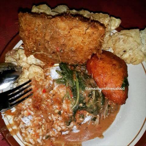10 Kuliner Tengah Malam Surabaya Murah Meriah! Cocok Untuk Bekal Sahur!