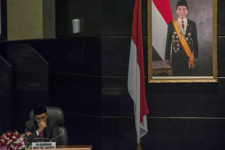 Djarot Kepada Anies-Sandi: Jangan Memotong dan Mengganggu