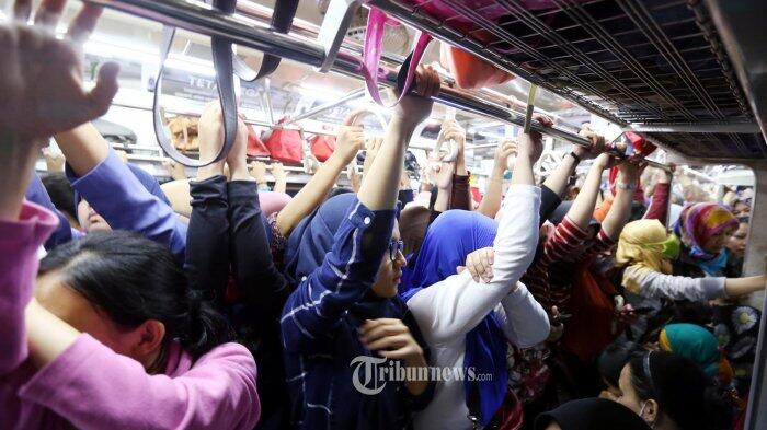 Larangan Makan dan Minum Ditiadakan di KRL Ketika Berbuka 