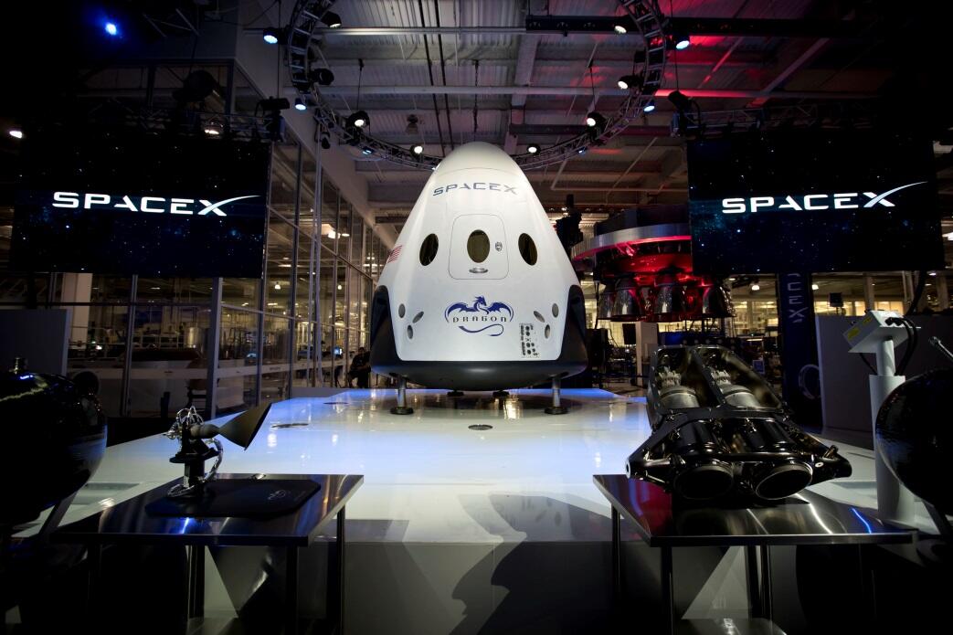 Intip cara SpaceX menuju bulan yuk gan!