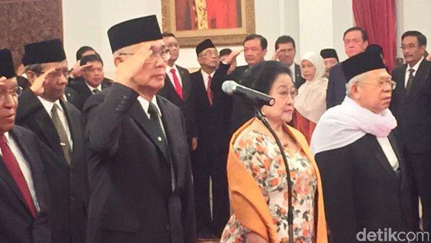 Jokowi Lantik Megawati dan Ma'aruf Amin Jadi Pengarah UKP Pancasila