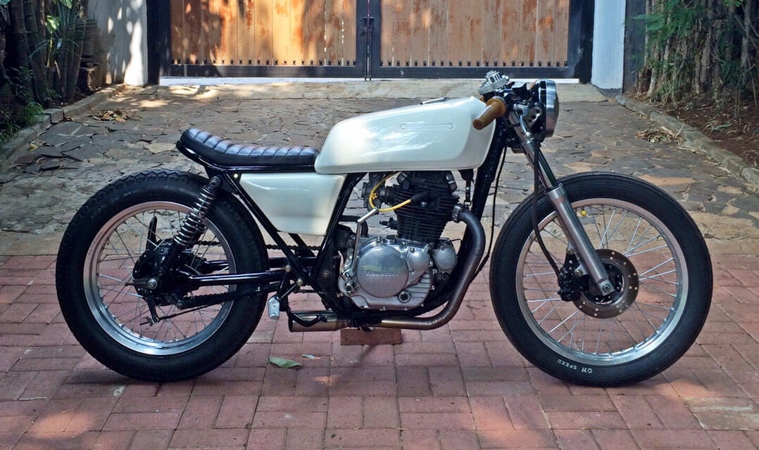 Patron 250 Cafe Racer