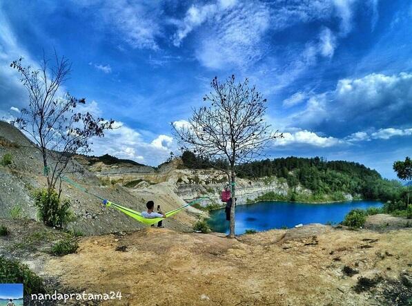 Danau Biru, Surga yang Tersembunyi di Kota Sawahlunto