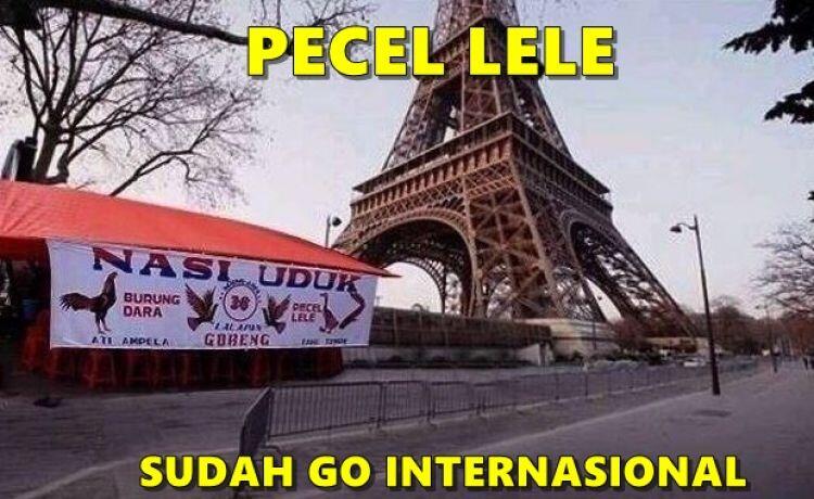 pecel di lele spanduk stadion Ngakak}8 lele spanduk ingatin ini pecel Meme {Bikin