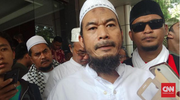 Alumni 212 Sebut Aksi Bela Ulama Lebih Penting dari Tadarus