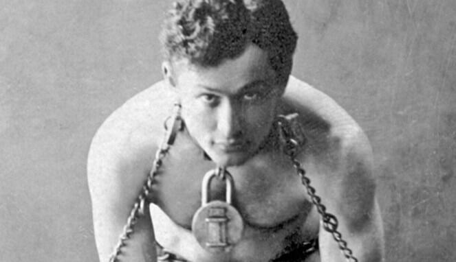 7 Fakta Tentang Harry Houdini, Pesulap dan Ilusionis Terhebat Sepanjang Masa