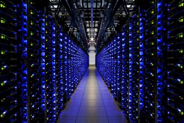 Nih Dia Alat Tempur nya Google