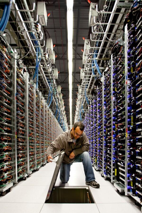 Nih Dia Alat Tempur nya Google