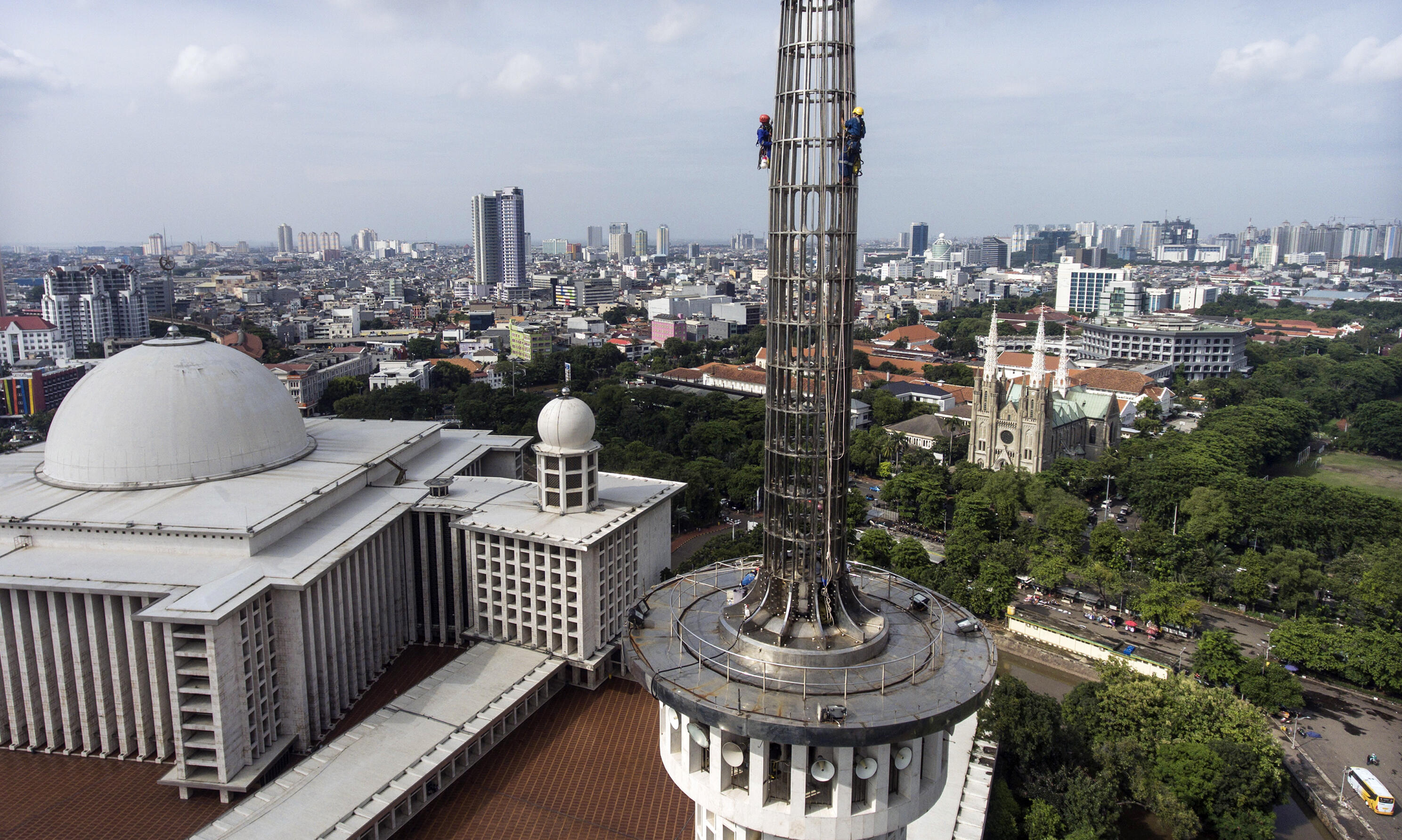 Мечеть истикляль. Бордже Милад. Masjid Istiqlal. Istiqlal. Istiqlal-3.