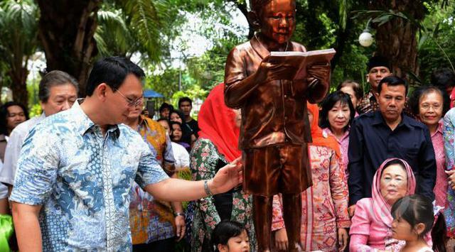 Meluruskan Fakta Sejarah Lengsernya Gus Dur