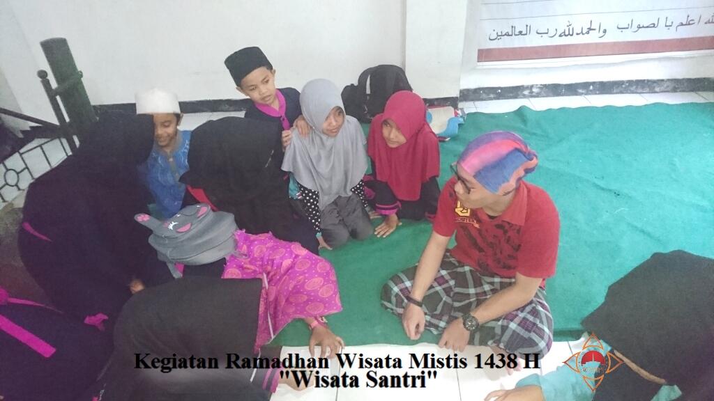 &#91;FR&#93; Berbagi kebahagian di Bulan Ramadhan &quot;Wisata Santri&quot; // @wisatamistis