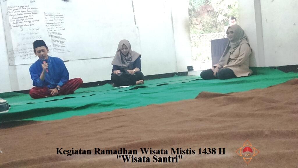 &#91;FR&#93; Berbagi kebahagian di Bulan Ramadhan &quot;Wisata Santri&quot; // @wisatamistis