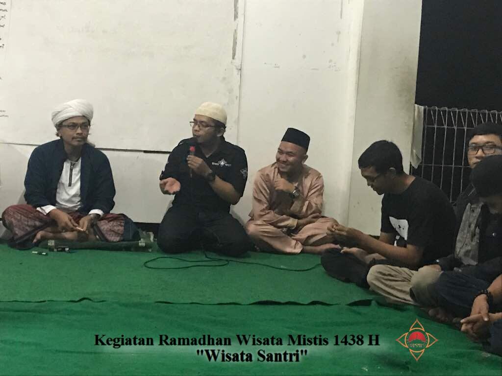 &#91;FR&#93; Berbagi kebahagian di Bulan Ramadhan &quot;Wisata Santri&quot; // @wisatamistis