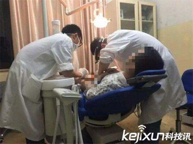 Mr P pria ini masuk kunci ring , yang bisa mencopot hanya dokter gigi