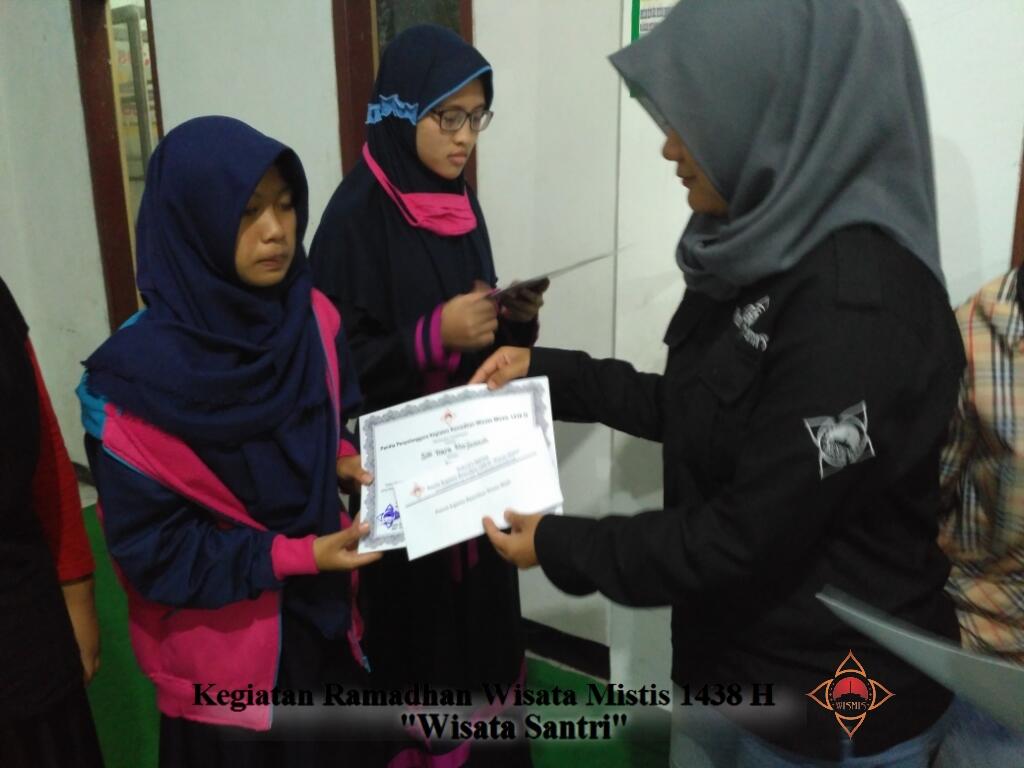 &#91;FR&#93; Berbagi kebahagian di Bulan Ramadhan &quot;Wisata Santri&quot; // @wisatamistis