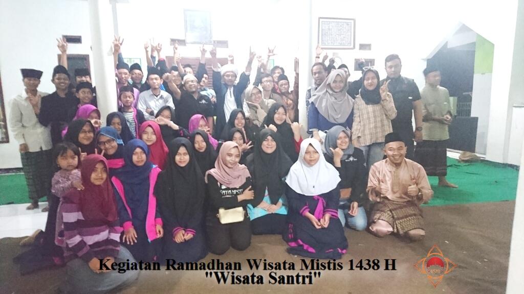 &#91;FR&#93; Berbagi kebahagian di Bulan Ramadhan &quot;Wisata Santri&quot; // @wisatamistis