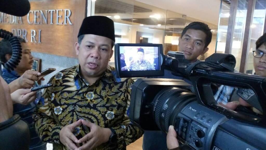 Fahri Hamzah Minta Pimpinan KPK Berhenti Berpolitik