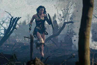 5 Wanita Hebat Di Balik Keberhasilan Wonder Woman