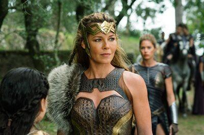 5 Wanita Hebat Di Balik Keberhasilan Wonder Woman
