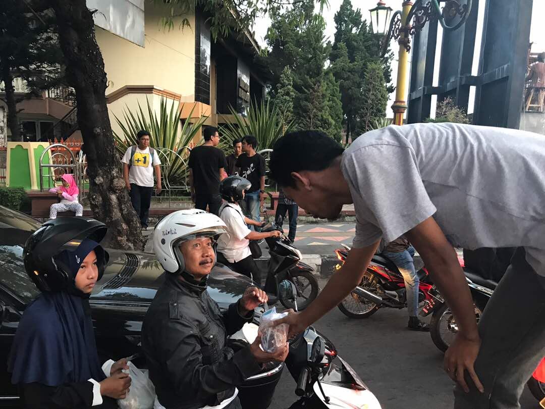 Berbagi Kebaikan-Kaskus Cendolin 3- Kaskus Regional Klataen