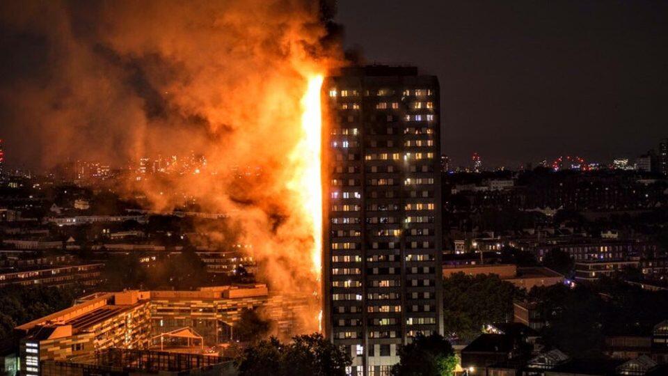 Apartemen London Terbakar Habis