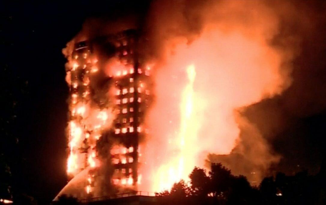 Apartemen London Terbakar Habis