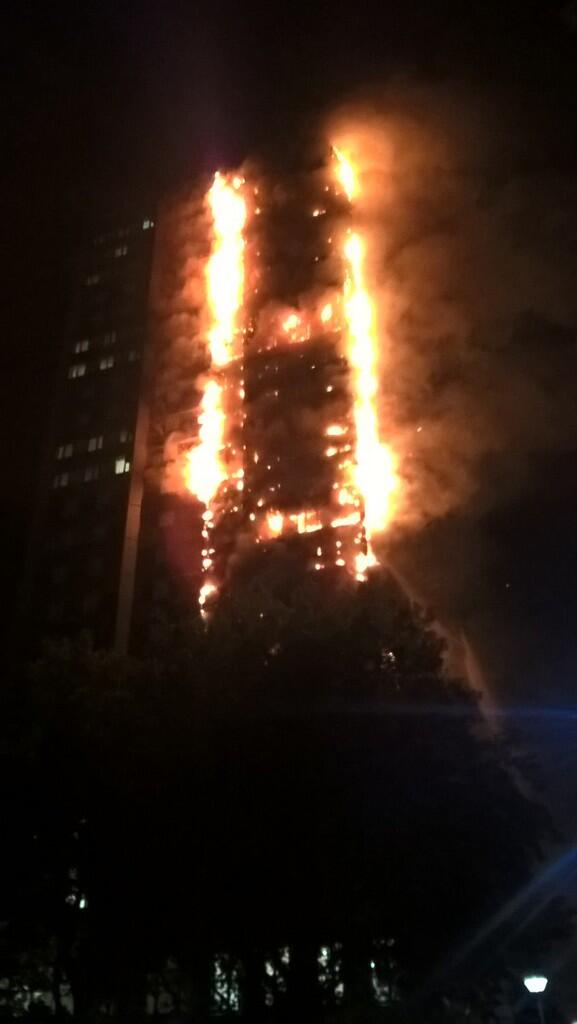 Apartemen London Terbakar Habis
