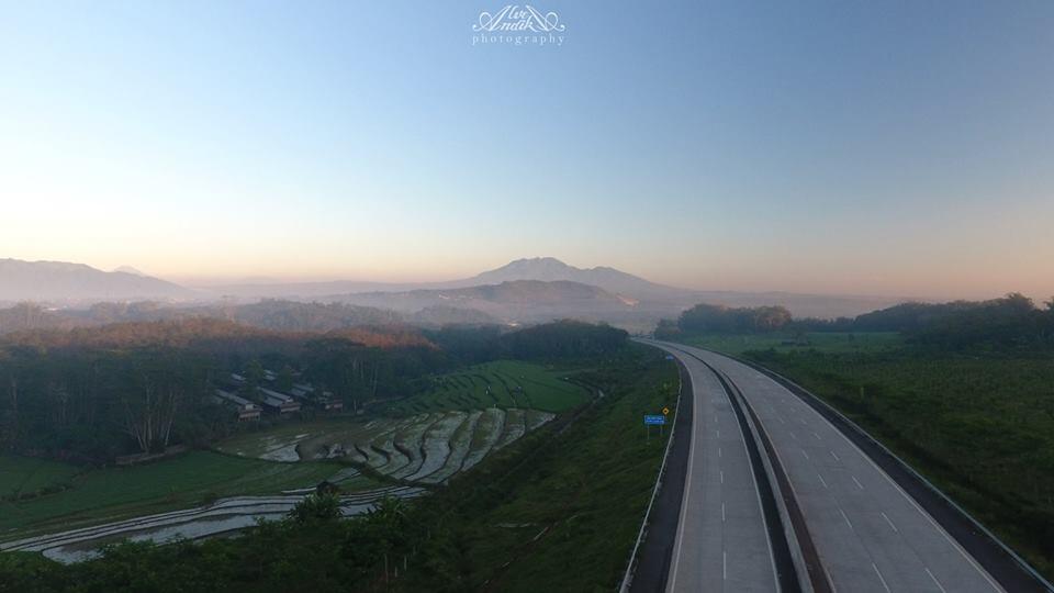 Yuk Liat Betapa Indahnya Panorama Tol Salatiga Gan