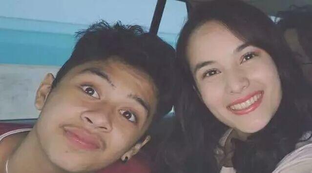 Reaksi Ibunda Bastian Steel soal Pacaran dengan Chelsea Islan