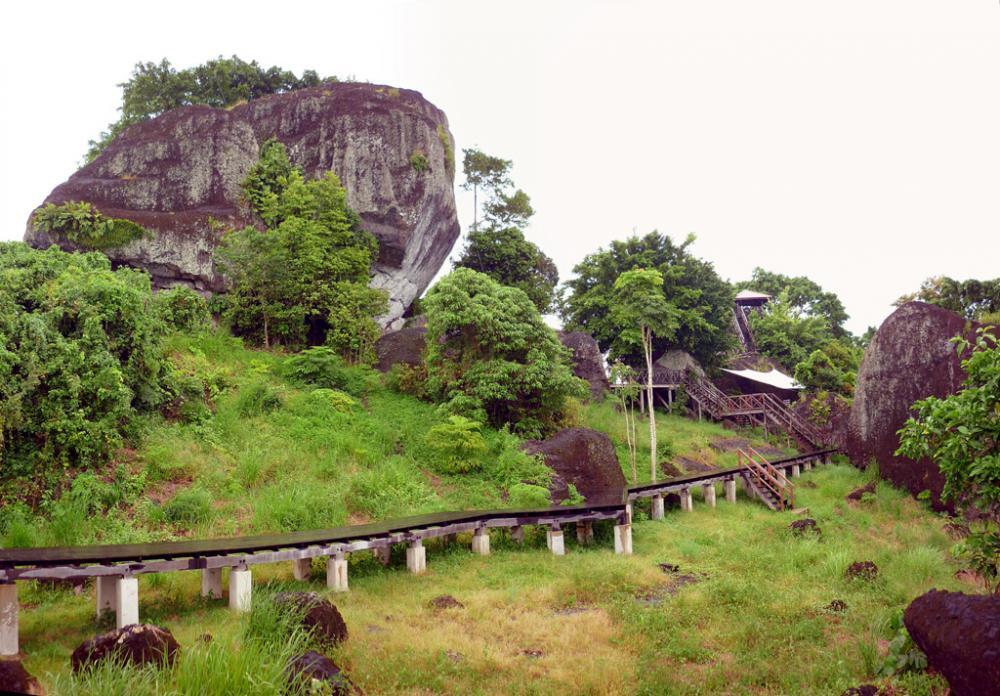 NEGERI DI BAWAH ANGIN, SABAH (BAGIAN 3)