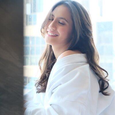 Chelsea Islan atau Pevita Pearce &#91;BENING INSIDE&#93;