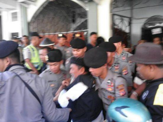 Bedah Buku dan Kajian Mualaf di Cirebon Dibubarkan Polisi