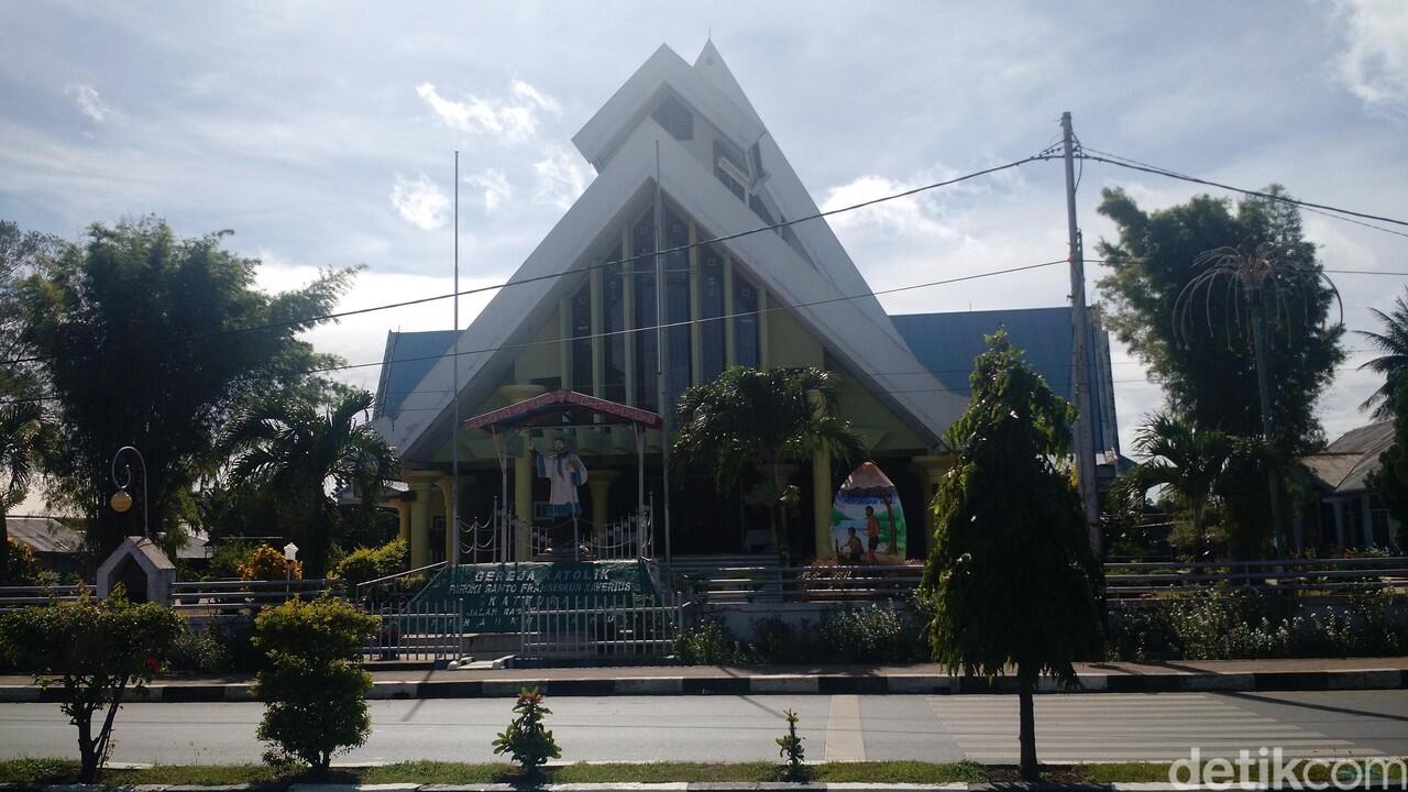 Istana Damai di Papua untuk Semua Agama