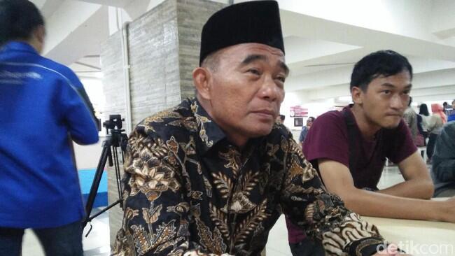 Mendikbud: Sekolah 8 Jam Tetap Jalan Sambil Nunggu Perpres
