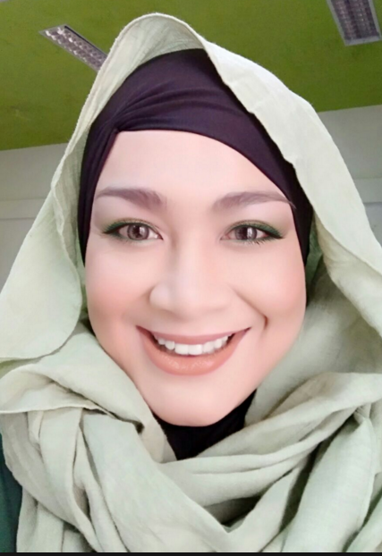 Diet Kenyang ala Dewi Hughes, Susutkan Lemak Puluhan Kilogram